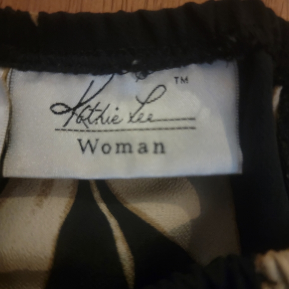 Kathie Lee skirt. 4 for 20 - Picture 5 of 5